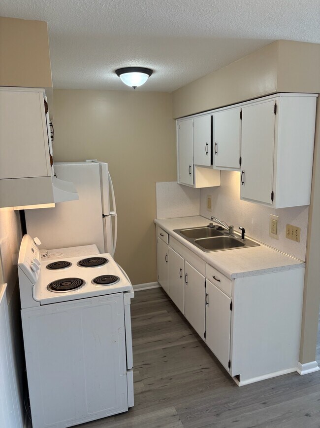 Foto del edificio - 820 4TH ST