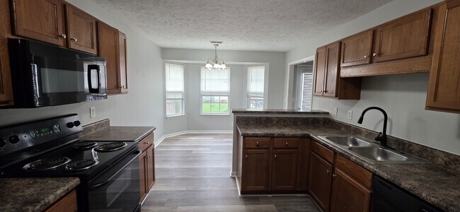 Building Photo - 1183 Catawba Way