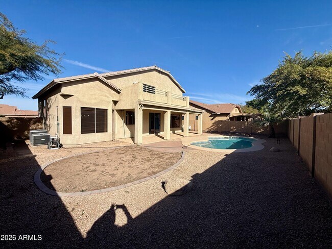 Building Photo - 2431 W Carter Rd