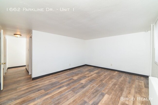 Foto del edificio - 1662 Parkline Dr
