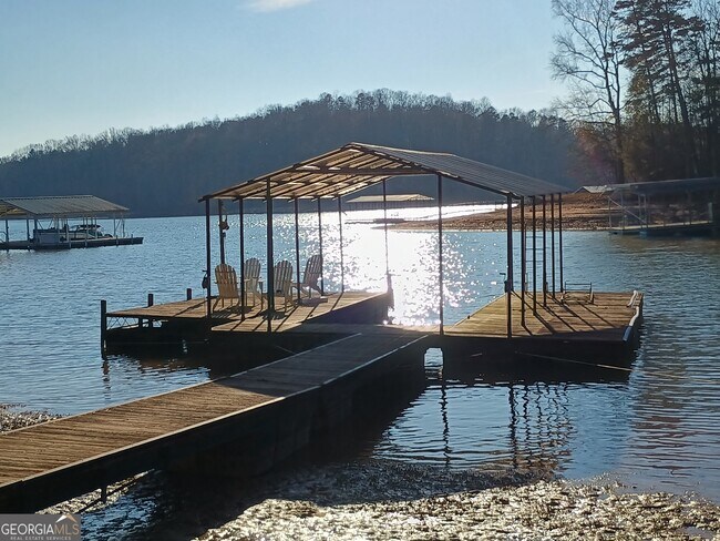 Foto del edificio - 2832 N Holcomb Dr