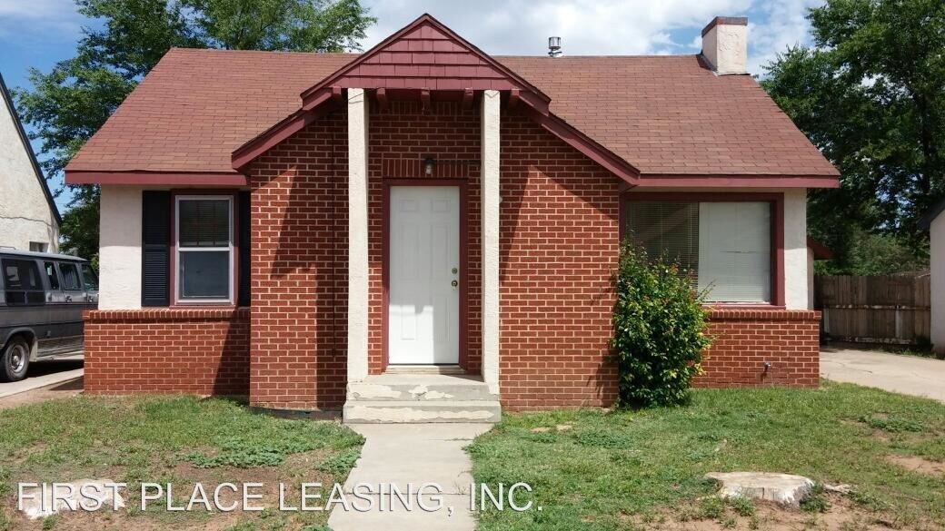 Primary Photo - 1104 1/2-1421-1422 Wallace St