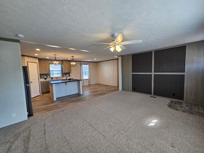 Foto del edificio - 9214 Harbor Ln
