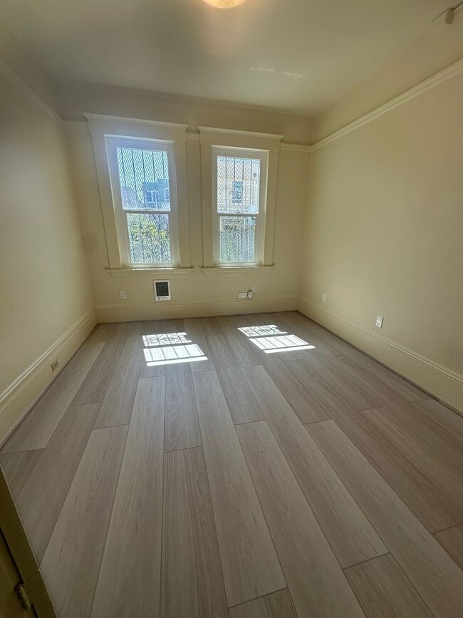 Photo - 647-649 10th Avenue Apartment