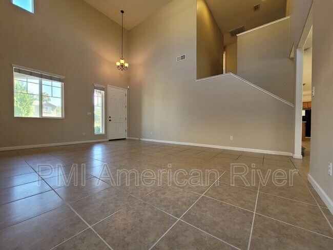 Building Photo - 5330 Coconut Tree Ct