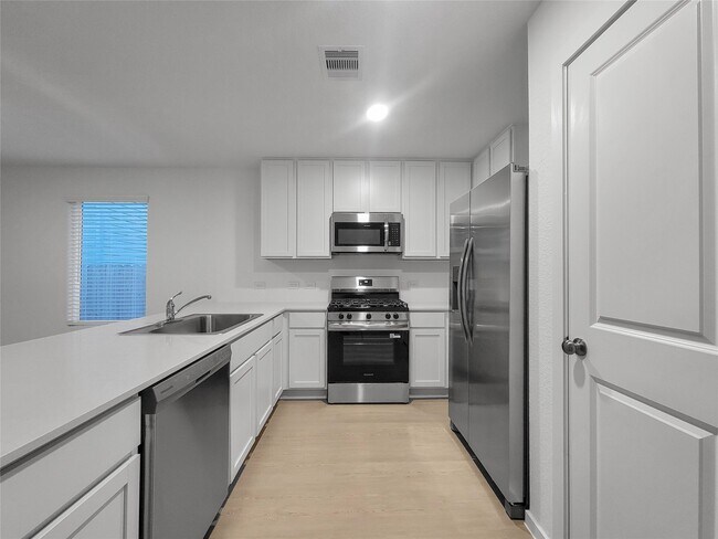 Foto del edificio - 31367 Black Cherry St