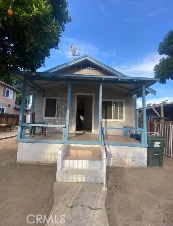 Foto principal - 7044 Pierce Ave