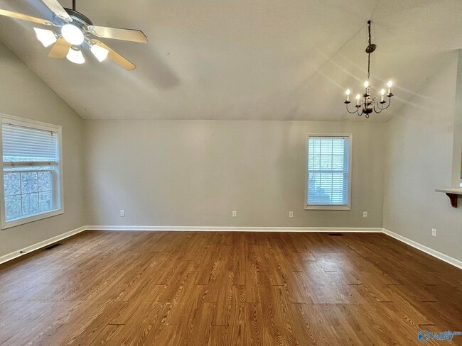 Foto del edificio - 186 Hollington Dr NE