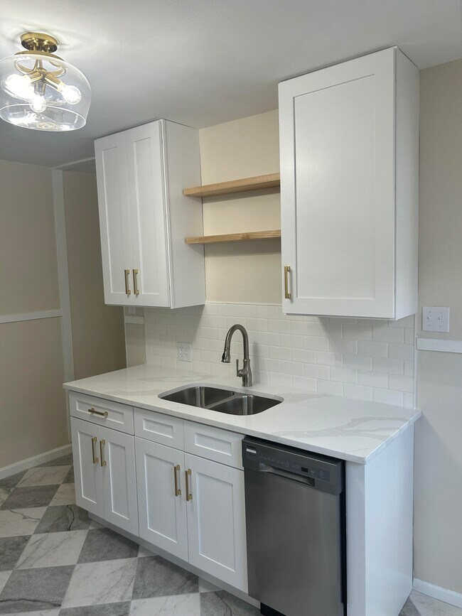 Foto del edificio - 4952 W 12th St
