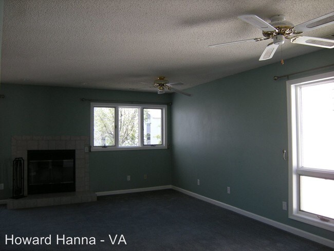 Building Photo - 3 br, 2 bath House - 169-B Atlantic Avenue