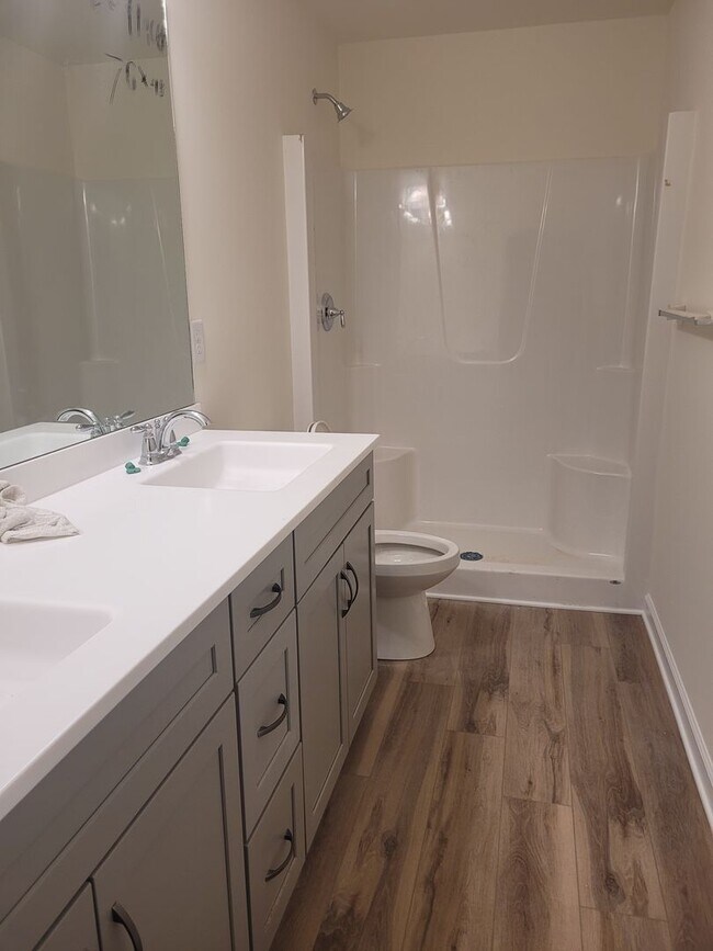 Foto del edificio - New 2 bedroom home!