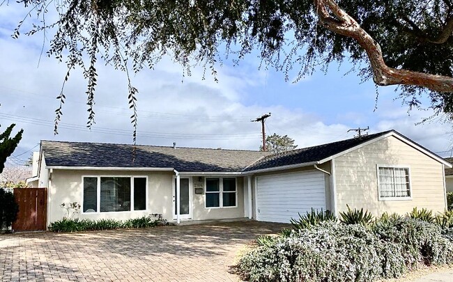 Building Photo - 2106 Monterey St