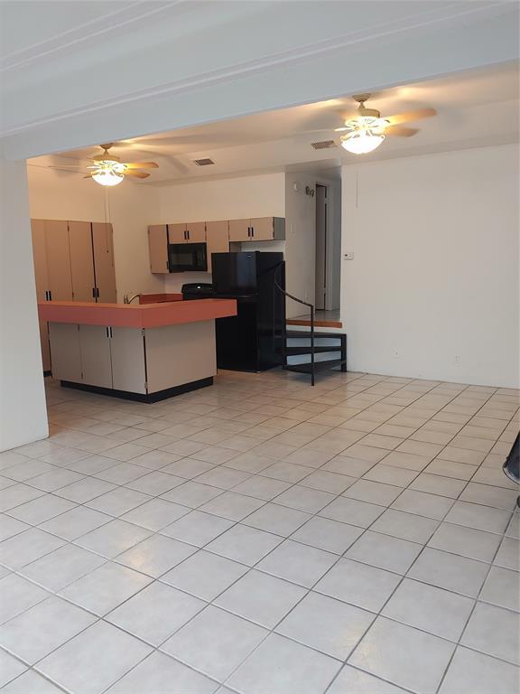 Building Photo - 5802 Circulo Dr