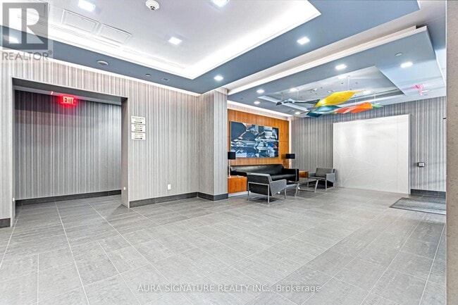 Building Photo - 8 Fieldway Rd