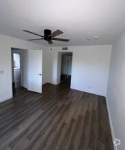 Building Photo - 13925 Sherman Way
