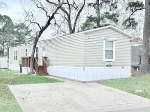 Building Photo - 117 Betty St