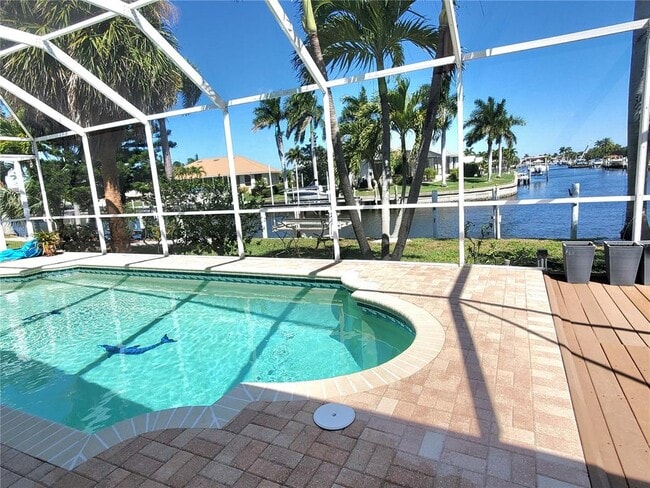 Building Photo - 1980 Aqui Esta Dr