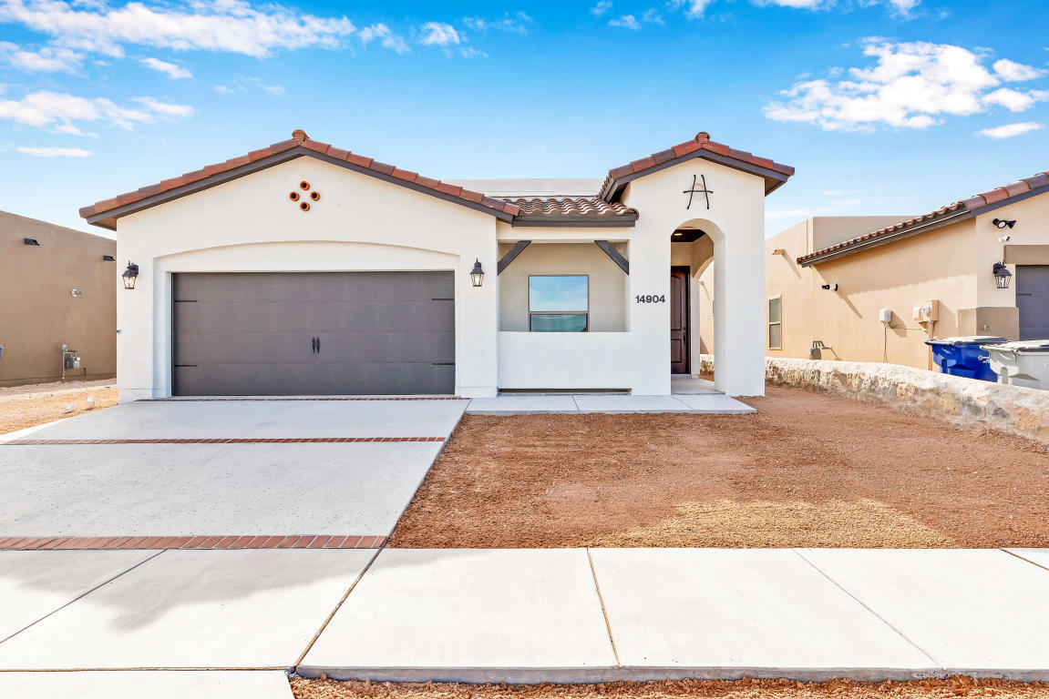 Primary Photo - 14904 Tierra Crystal Ave