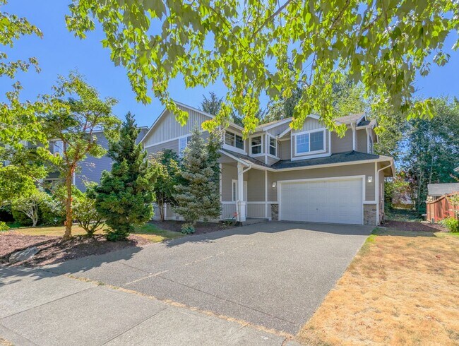 Foto del edificio - Move in ready 4 bed, 2.5 bath home W/ New Paint & Carpet!