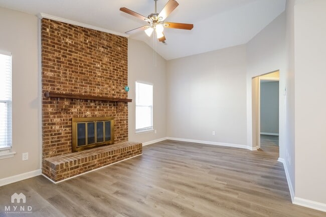 Building Photo - 4920 Harri Ann Dr