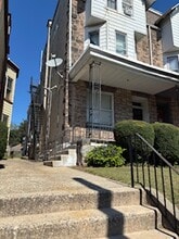 Building Photo - 109 Douglass St