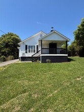Building Photo - 136 Kingsley Ave