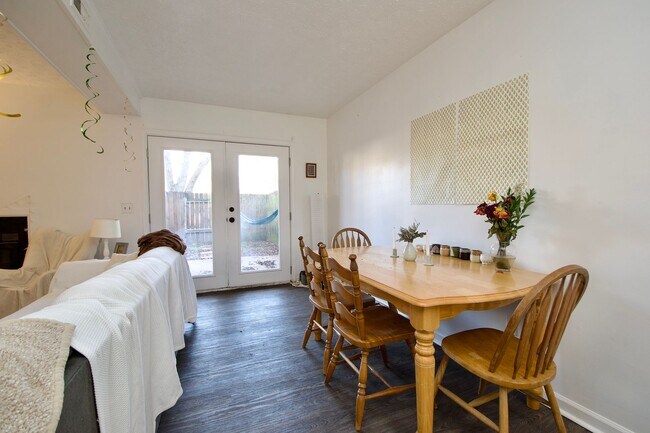 Foto del edificio - Fall 2026 - Check out the location!