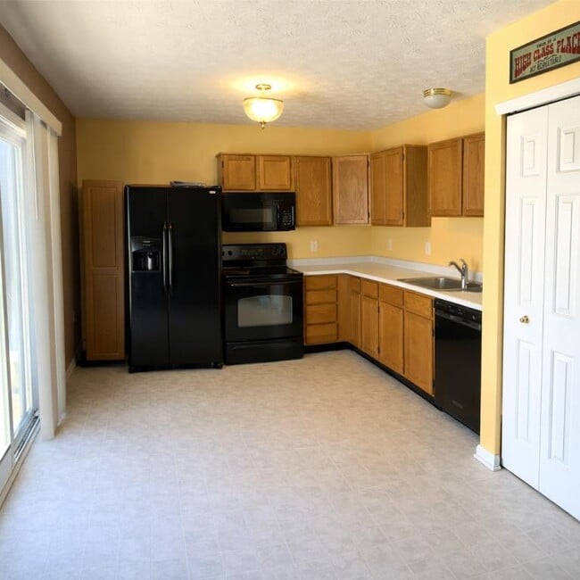 Foto del edificio - 5971 Gadsen Dr