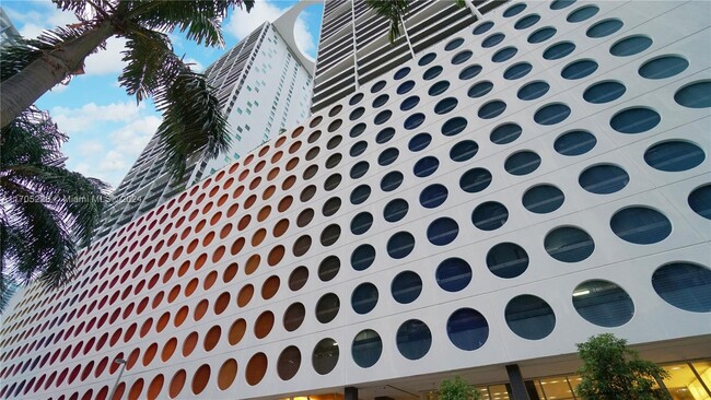 Foto del edificio - 500 Brickell Ave