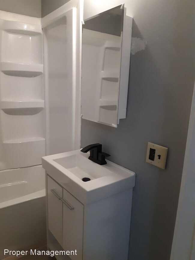 Foto del edificio - 2 br, 1 bath House - 305 Huron Ave