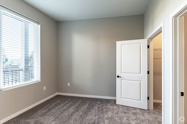 2BR, 2BA - 891SF Second Bedroom - 6228 Music City