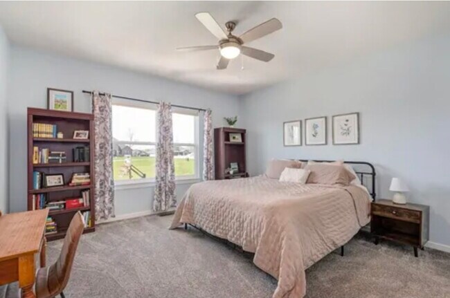 Foto del edificio - 5480 E Cavalcade Ln