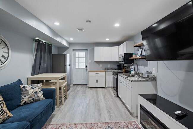 Foto del edificio - 229 S Peters Rd