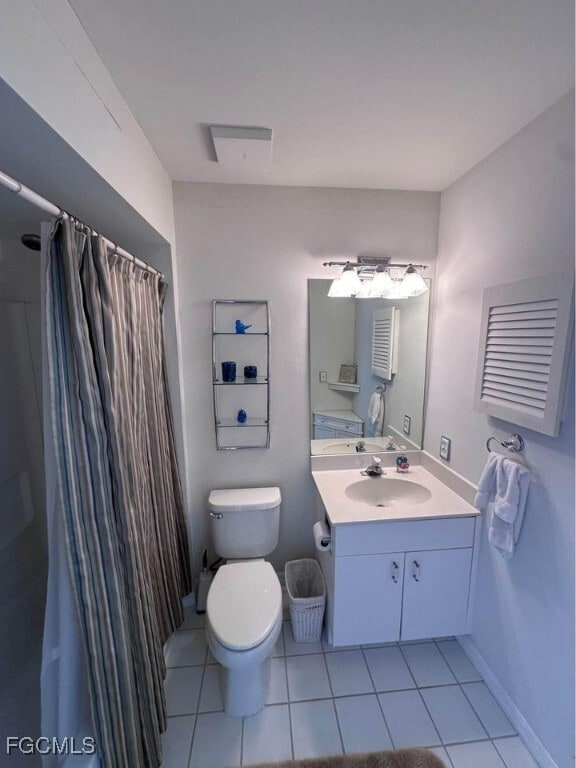 Building Photo - 12061 Summergate Cir