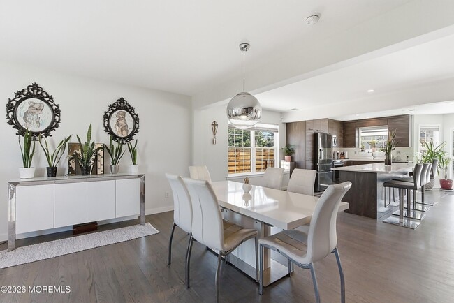 Building Photo - 619 Woodland Ave