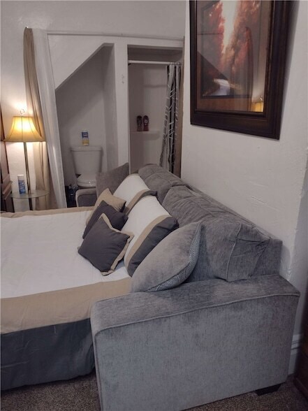 Foto del edificio - 5365 Hillcrest St