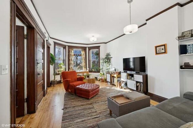 Foto del edificio - 3027 S Bonfield St