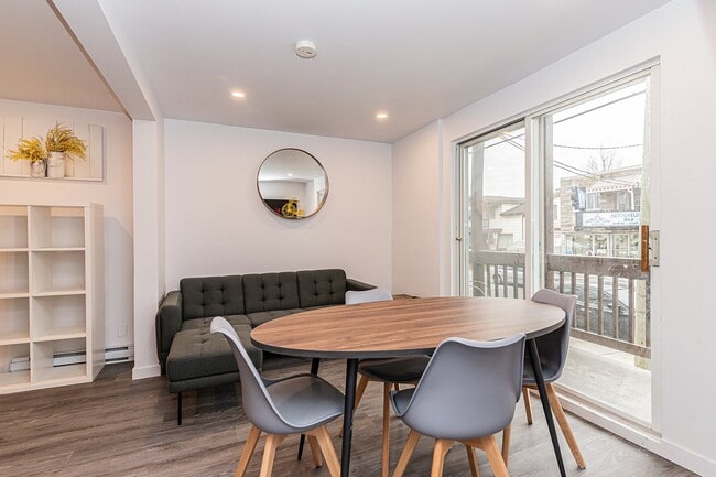 Photo du bâtiment - 6548 Av. Azilda