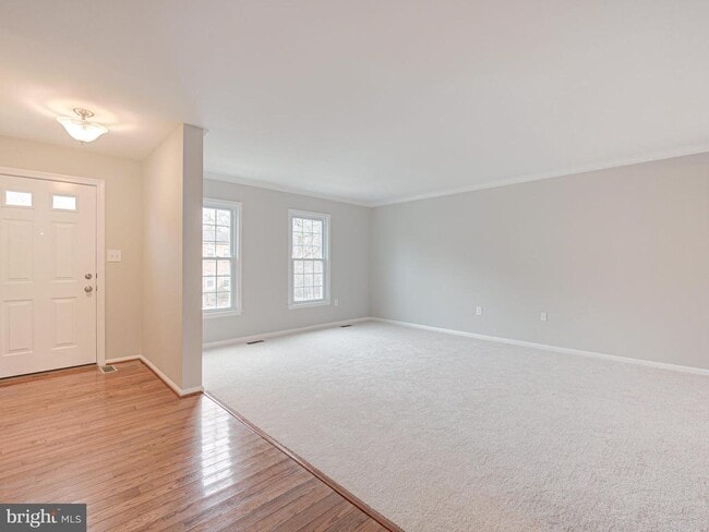 Building Photo - 10332 Mockingbird Pond Ct