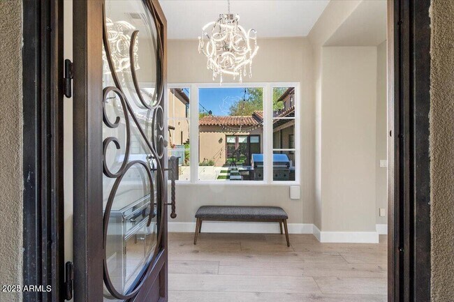 Building Photo - 10074 E Flathorn Dr