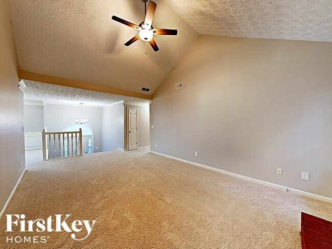 Foto del edificio - 35 Pebble Brooke Pass