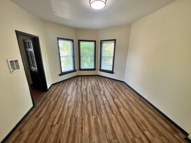 Building Photo - 6406 S Marshfield Ave