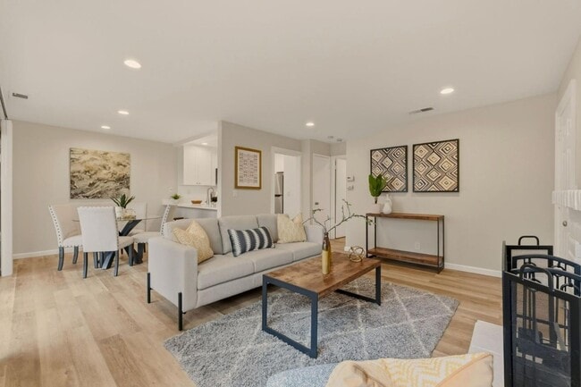 Foto del edificio - 3401 La Terrace Cir