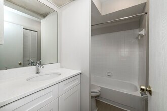 Building Photo - Village Park Apartments