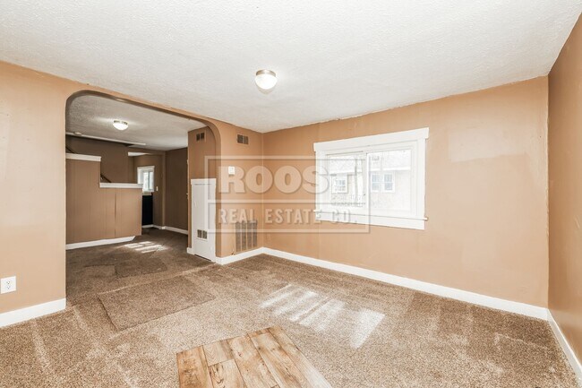 Foto del edificio - One bedroom, one bathroom double in Springfield.