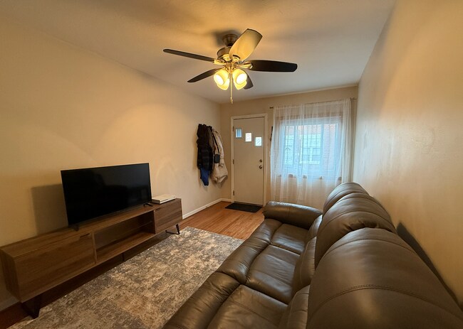 Foto del edificio - 325 Taylor St