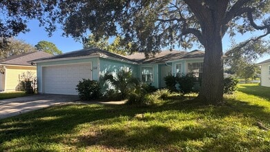Building Photo - 3696 Barbizon Cir N