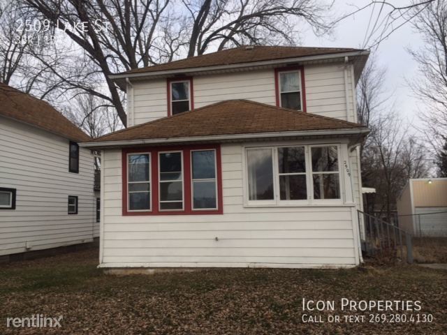 Primary Photo - 2509 Lake St