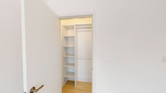 Foto del edificio - 326 Pierce St