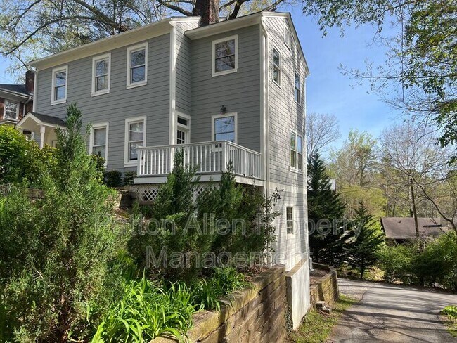 Building Photo - 179 Forest Hill Dr